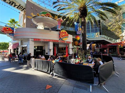 Dining Options at Universal Studios Hollywood